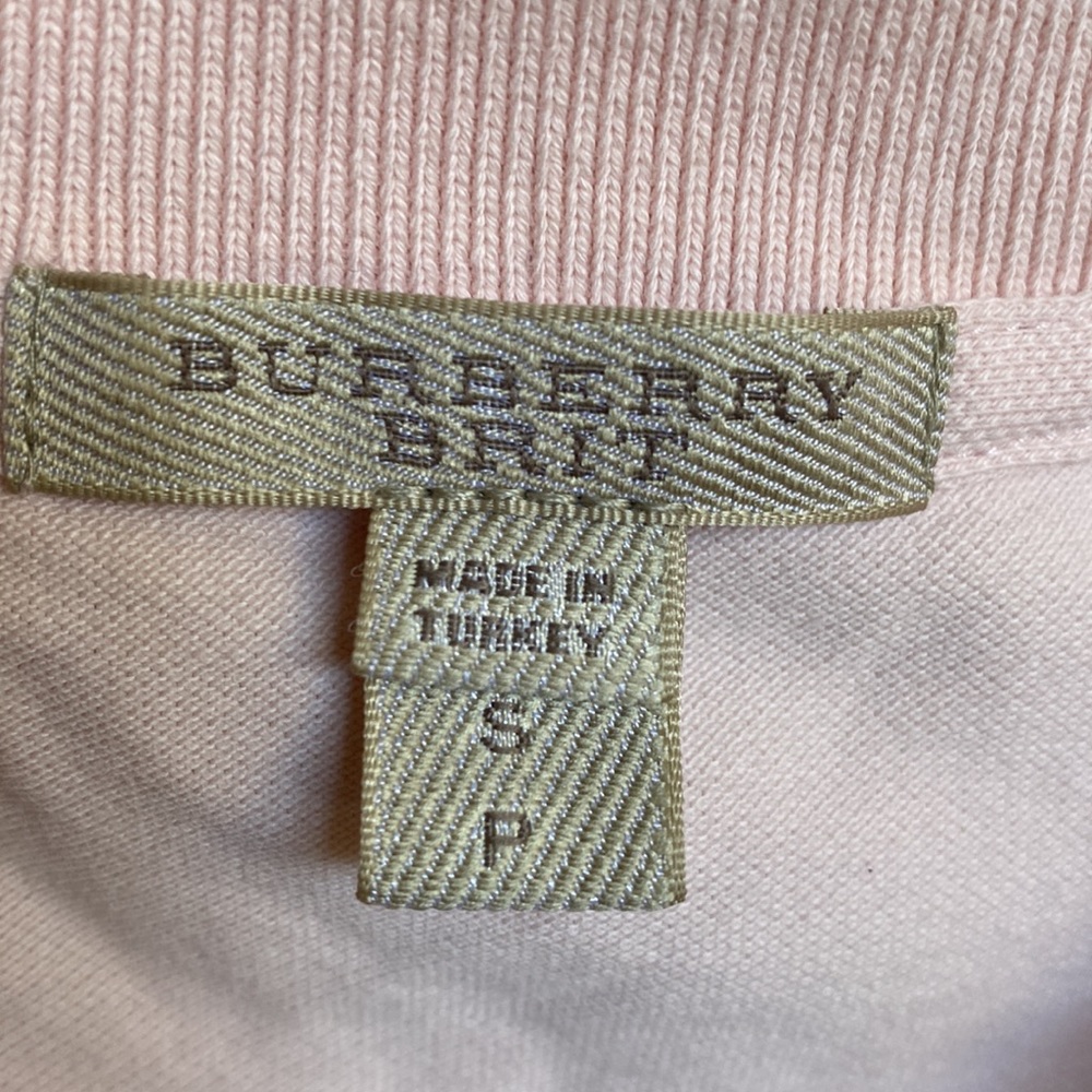 Burberry - Picture 2 of 4